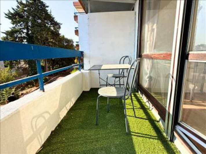 Voir la photo 1/13 du type apartment à Nîmes