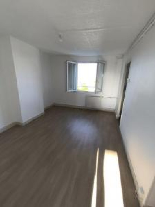 Voir la photo 1/16 du type apartment à Chaumont