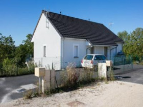 Maison à Annoix