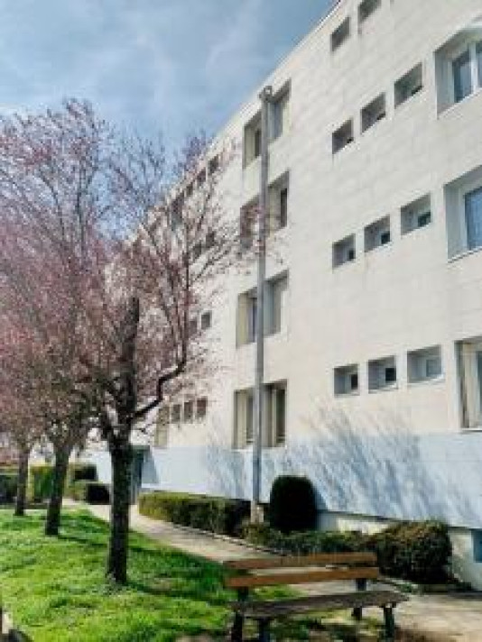 Voir la photo 1/6 du type apartment à Seurre