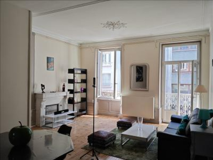 Voir la photo 1/17 du type apartment à Clermont-Ferrand