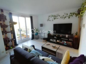 Appartement à Ennery