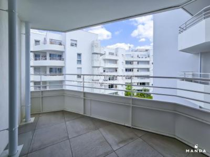 Voir la photo 1/8 du type apartment à Bezons