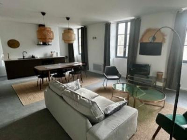 Voir la photo 1/48 du type apartment à Blaye