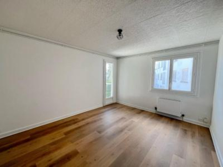 Voir la photo 1/5 du type apartment à Roanne