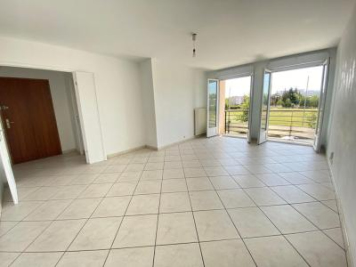 Voir la photo 1/8 du type apartment à Nantes