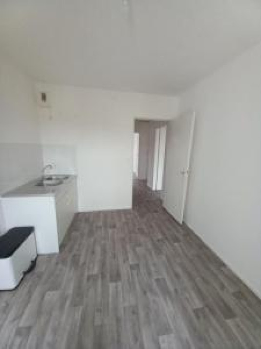Voir la photo 1/16 du type apartment à Saint-Avold