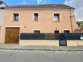 Maison à Follainville-Dennemont