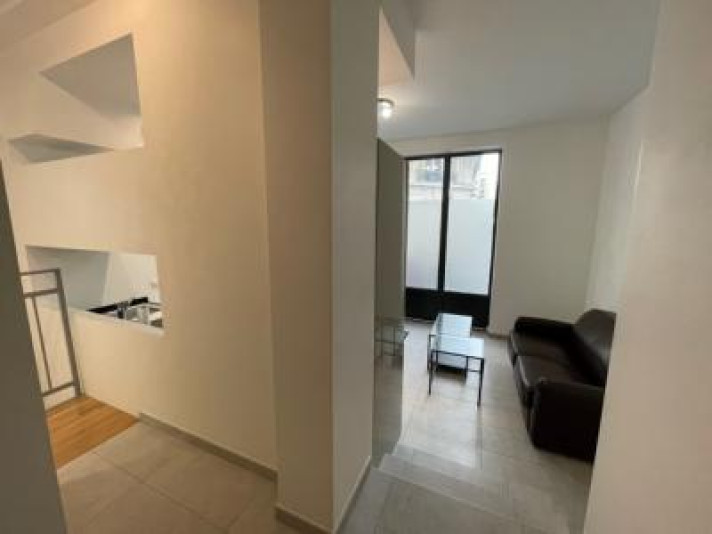 Voir la photo 1/15 du type apartment à Paris 15e Arrondissement