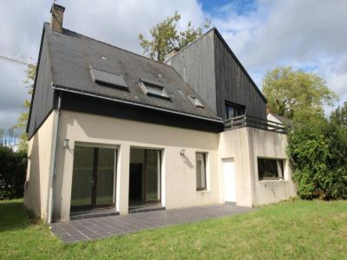 Voir la photo 1/14 du type house à Orvault