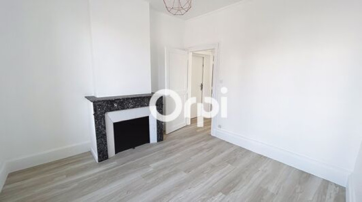 Voir la photo 1/8 du type apartment à Nancy