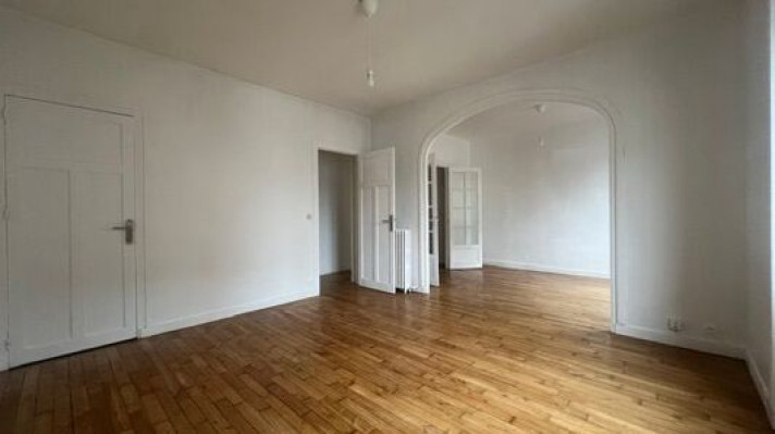 Voir la photo 1/7 du type apartment à Brest