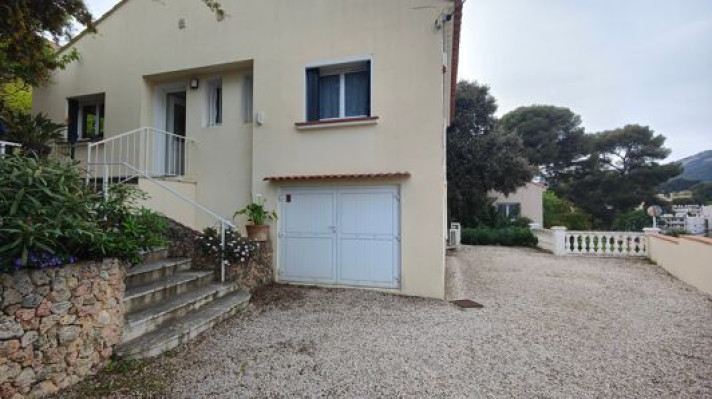 Voir la photo 1/24 du type house à Toulon