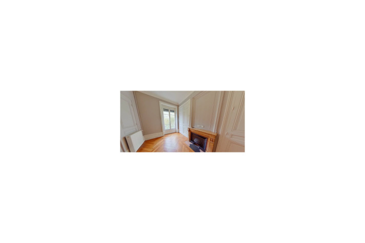 Voir la photo 1/8 du type apartment à Lyon