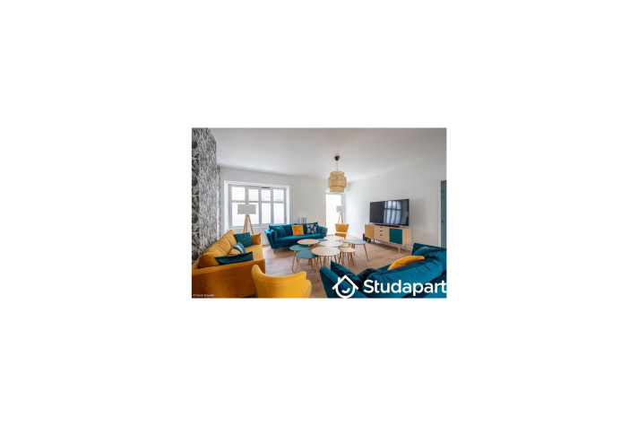 Voir la photo 1/10 du type room à Pau