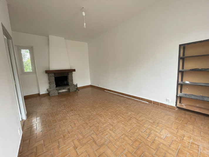 Voir la photo 1/8 du type house à Saint-Germain-sur-Ille