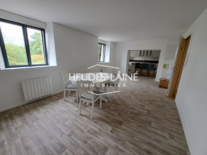 Voir la photo 1/8 du type apartment à Le Val-Saint-Père
