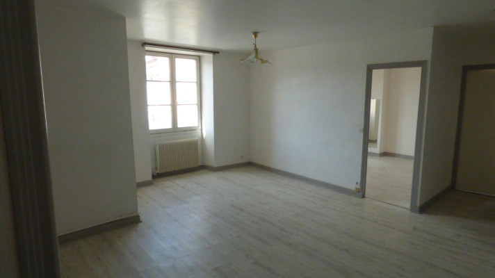 Voir la photo 1/6 du type apartment à Le Puy-en-Velay