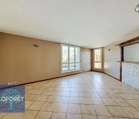 Appartement à Évry-Courcouronnes