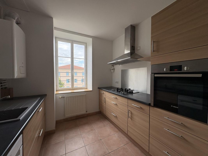 Voir la photo 1/9 du type apartment à Polignac