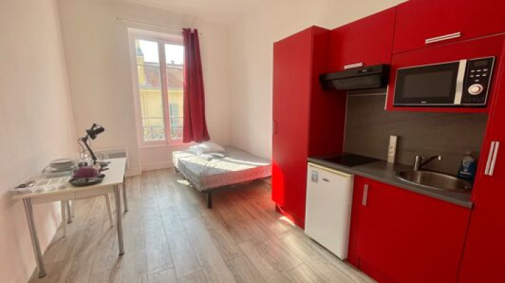 Voir la photo 1/4 du type apartment à Nice