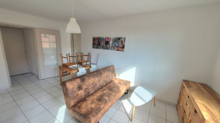 Voir la photo 1/8 du type apartment à Illange