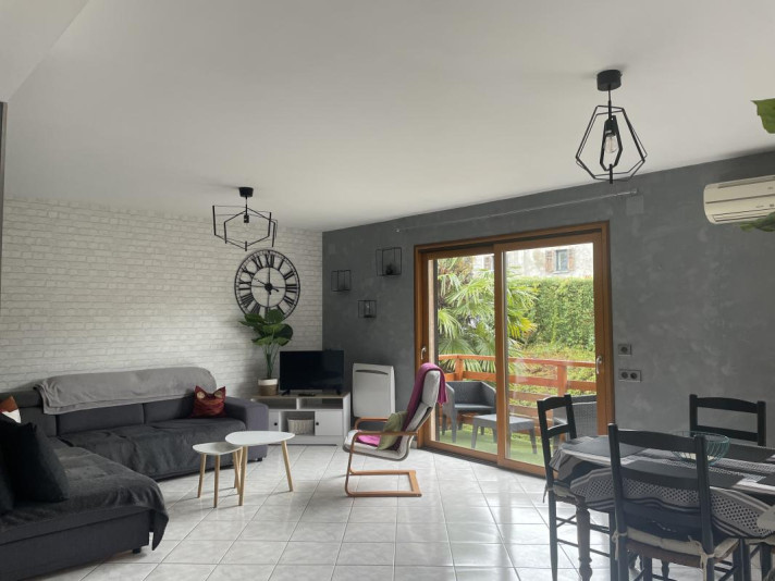 Voir la photo 1/8 du type apartment à Viviers-du-Lac