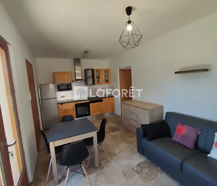 Appartement à Tourrettes