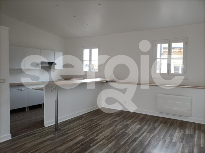 Voir la photo 1/7 du type apartment à Bordeaux