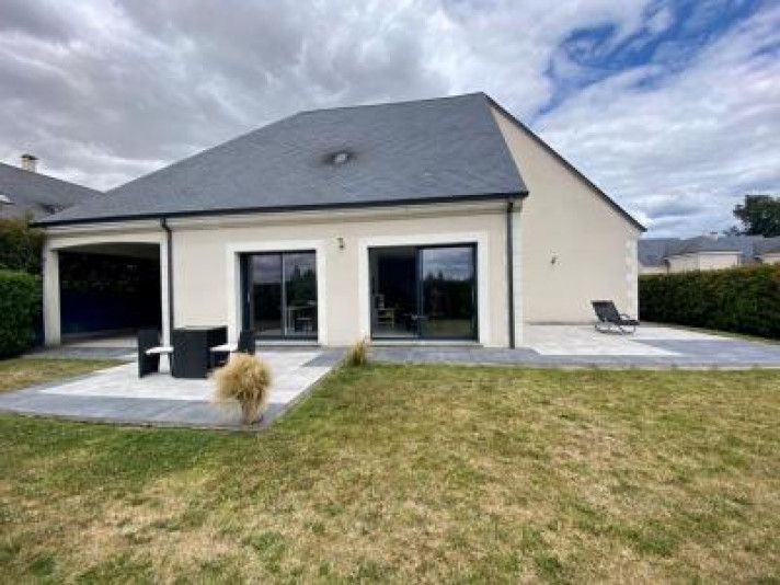 Voir la photo 1/6 du type house à Saint-Denis-sur-Loire