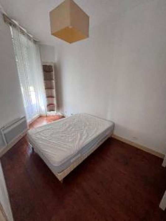 Voir la photo 1/4 du type apartment à Bordeaux