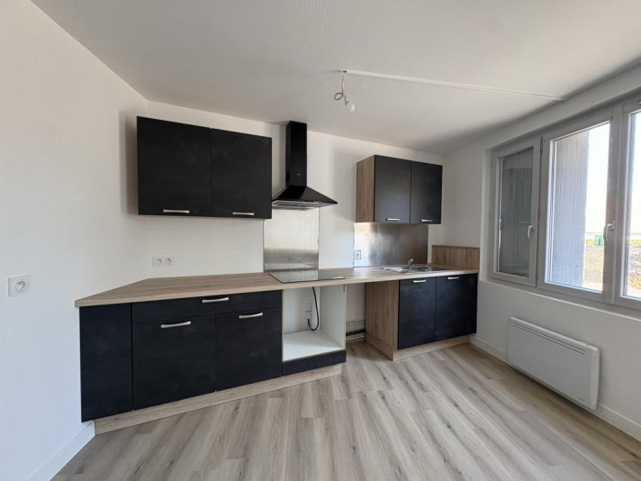 Voir la photo 1/9 du type house à Vals-près-le-Puy