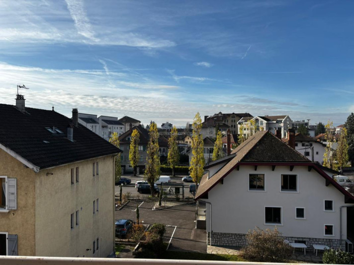 Voir la photo 1/6 du type apartment à Annecy