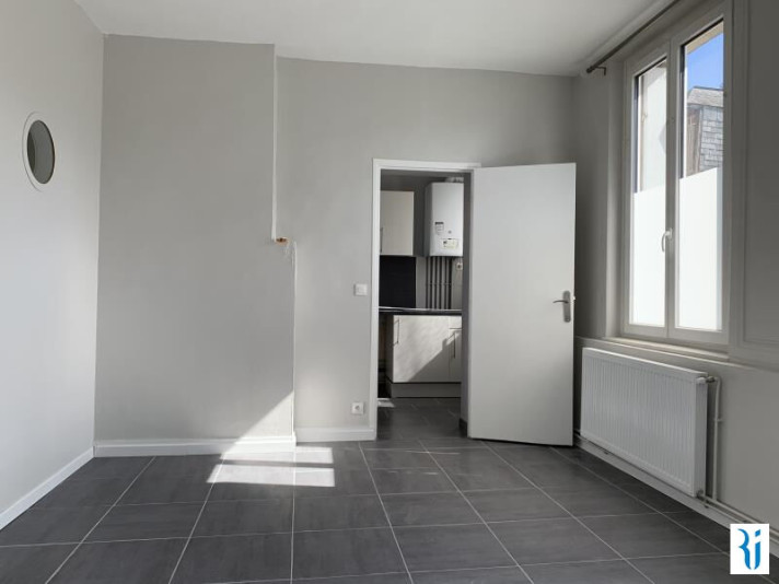 Voir la photo 1/3 du type apartment à Rouen