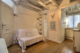 Studio à Paris