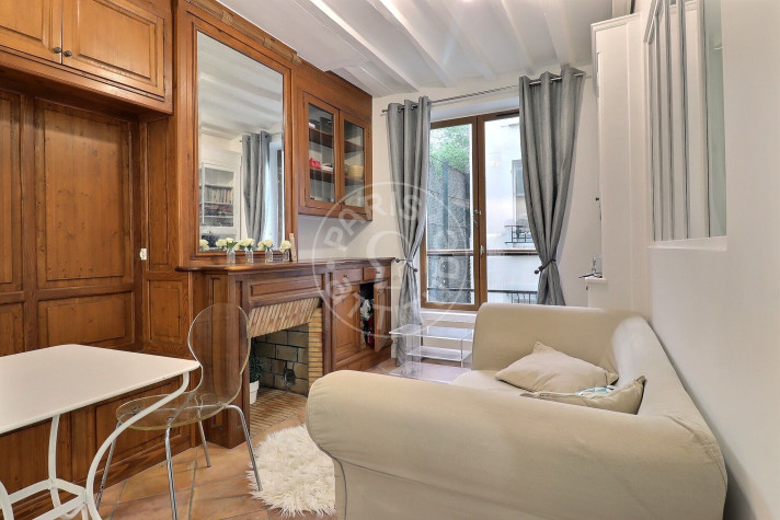 Voir la photo 1/5 du type apartment à Paris
