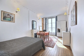 Studio à Paris