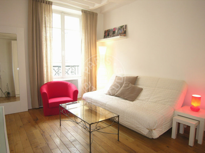 Voir la photo 1/5 du type apartment à Paris