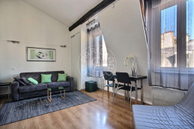 Studio à Paris