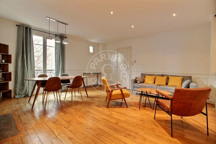 Voir la photo 1/5 du type apartment à Paris