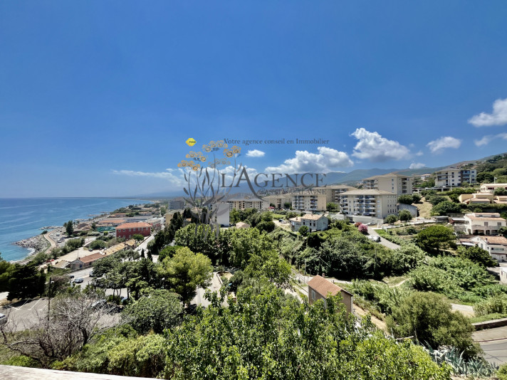 Voir la photo 1/6 du type apartment à Bastia