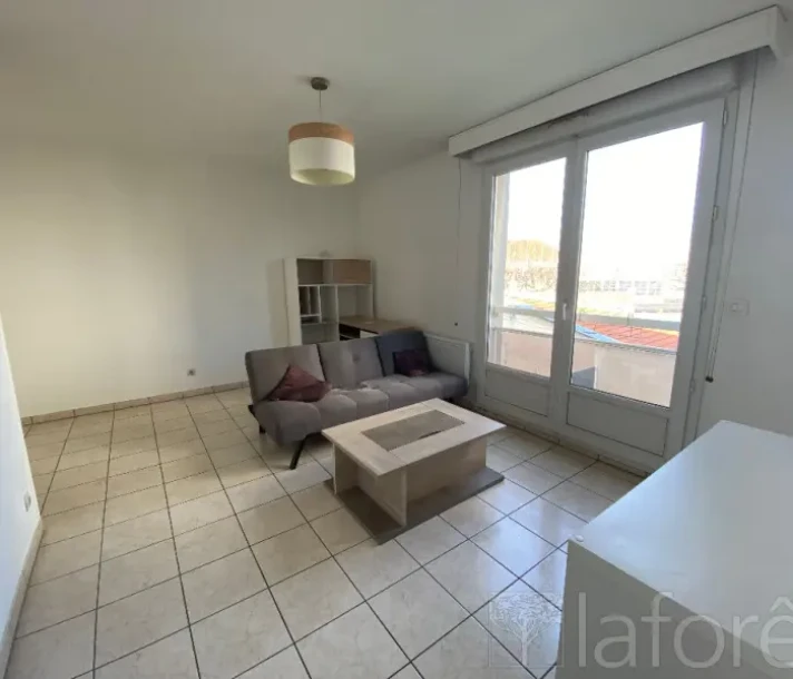 Studio à Les Pavillons-sous-Bois