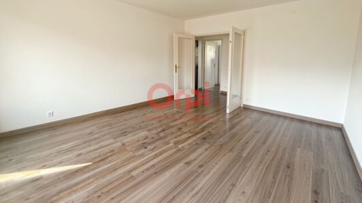 Voir la photo 1/9 du type apartment à Fréjus