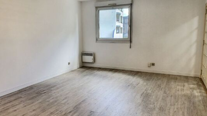 Voir la photo 1/7 du type apartment à Tours