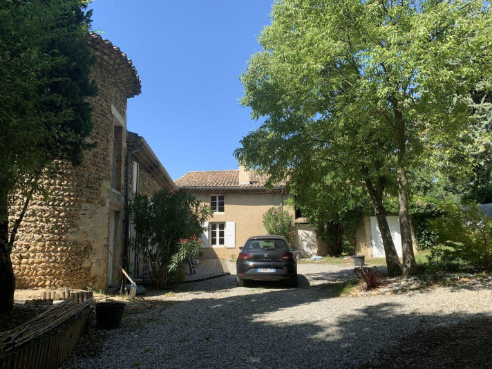 Voir la photo 1/8 du type house à Livron-sur-Drôme