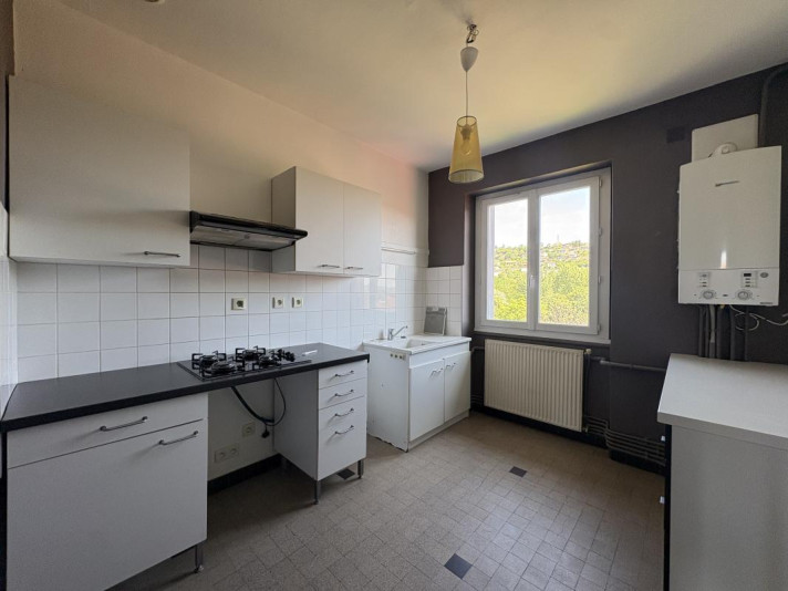 Voir la photo 1/7 du type apartment à Le Puy-en-Velay