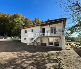 Maison à Laferté-sur-Aube