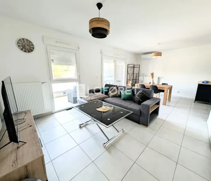 Voir la photo 1/6 du type apartment à Échirolles