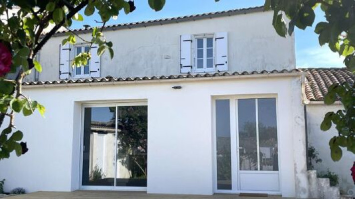 Voir la photo 1/10 du type house à Esnandes