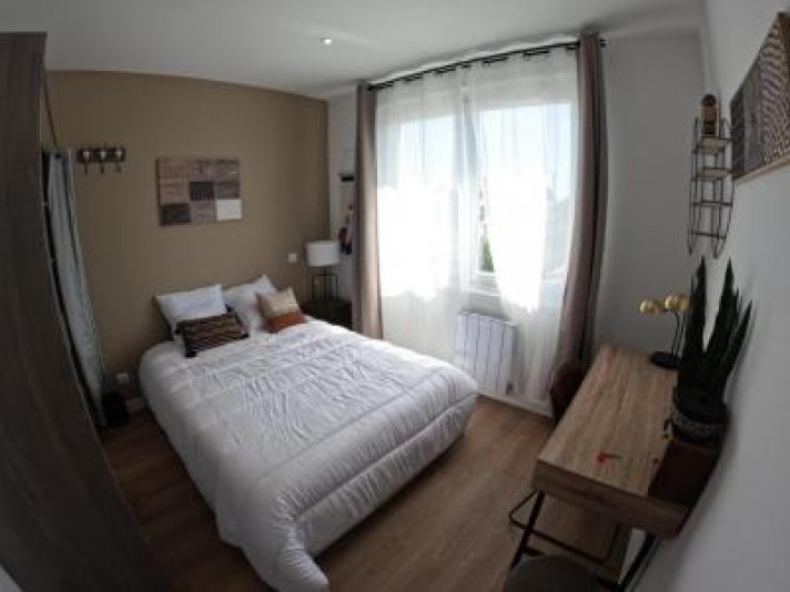 Voir la photo 1/16 du type apartment à Niort
